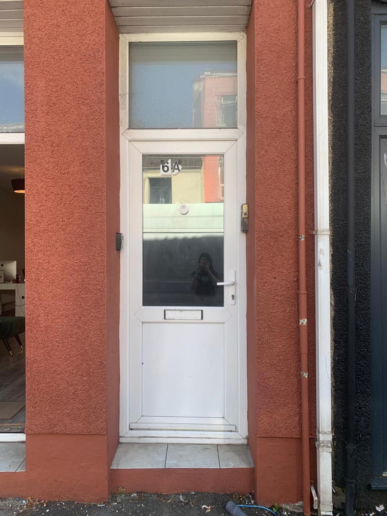 Spacious And Affordable City Center Two Beds Flat Swansea Exteriér fotografie