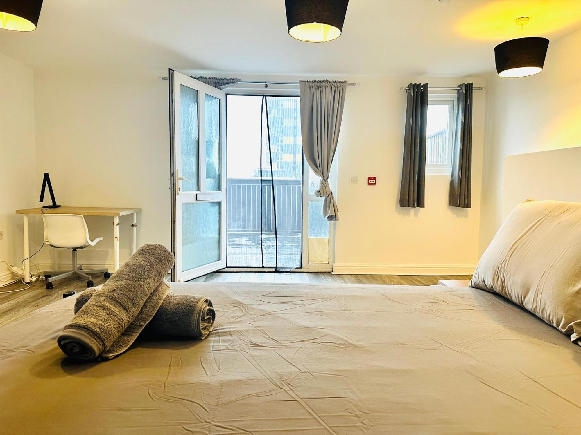 Spacious And Affordable City Center Two Beds Flat Swansea Exteriér fotografie