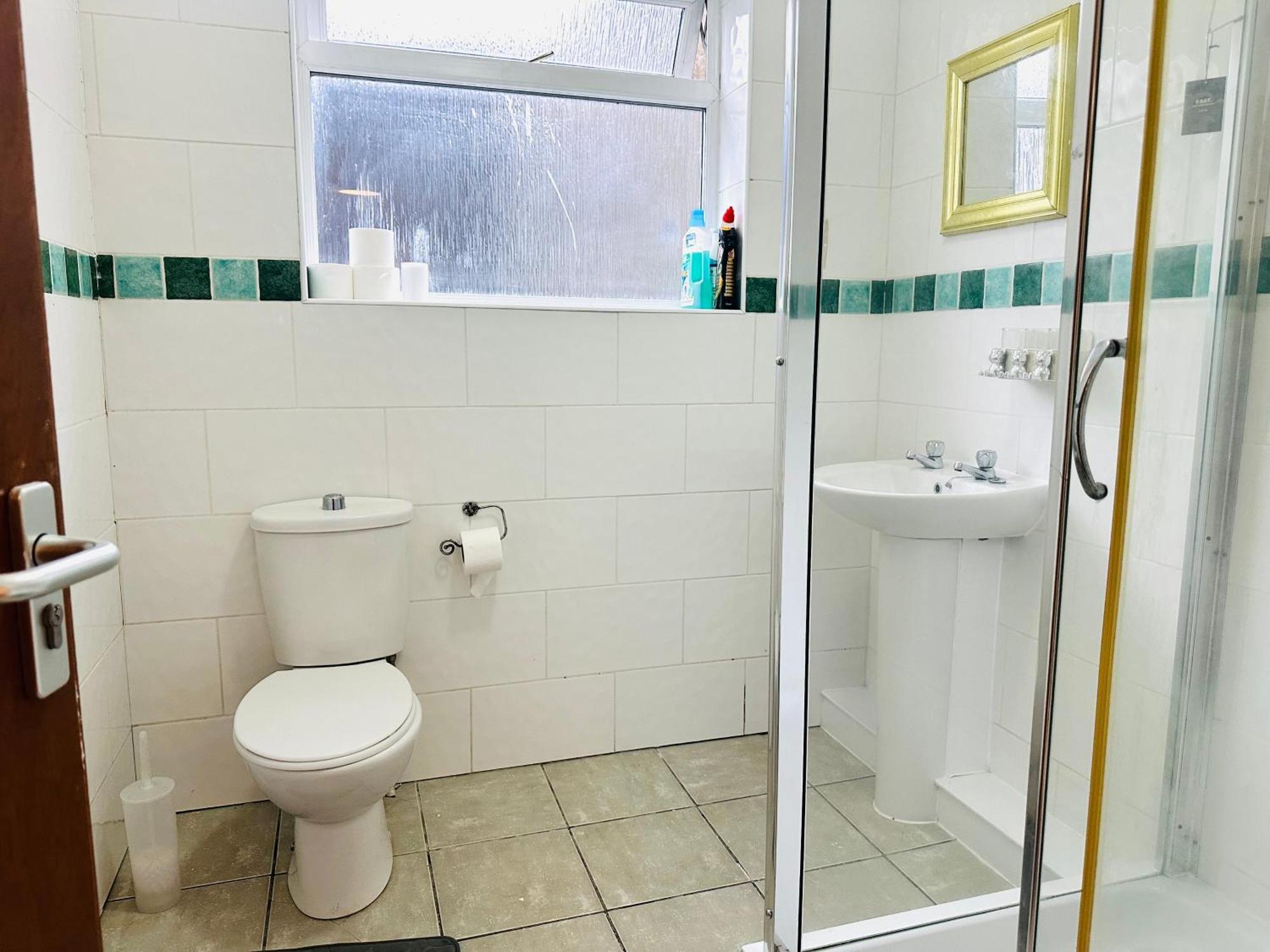 Spacious And Affordable City Center Two Beds Flat Swansea Exteriér fotografie