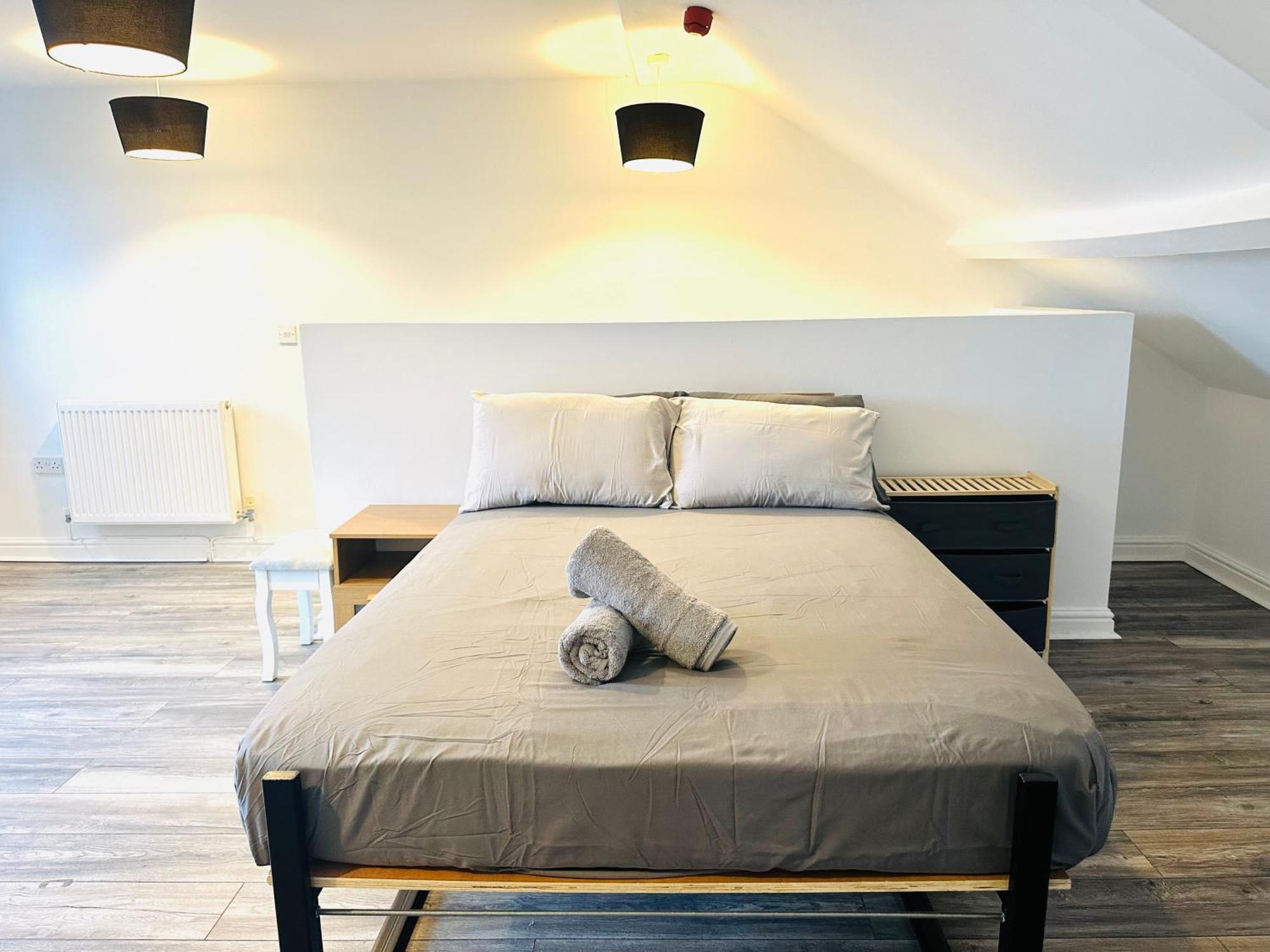Spacious And Affordable City Center Two Beds Flat Swansea Exteriér fotografie